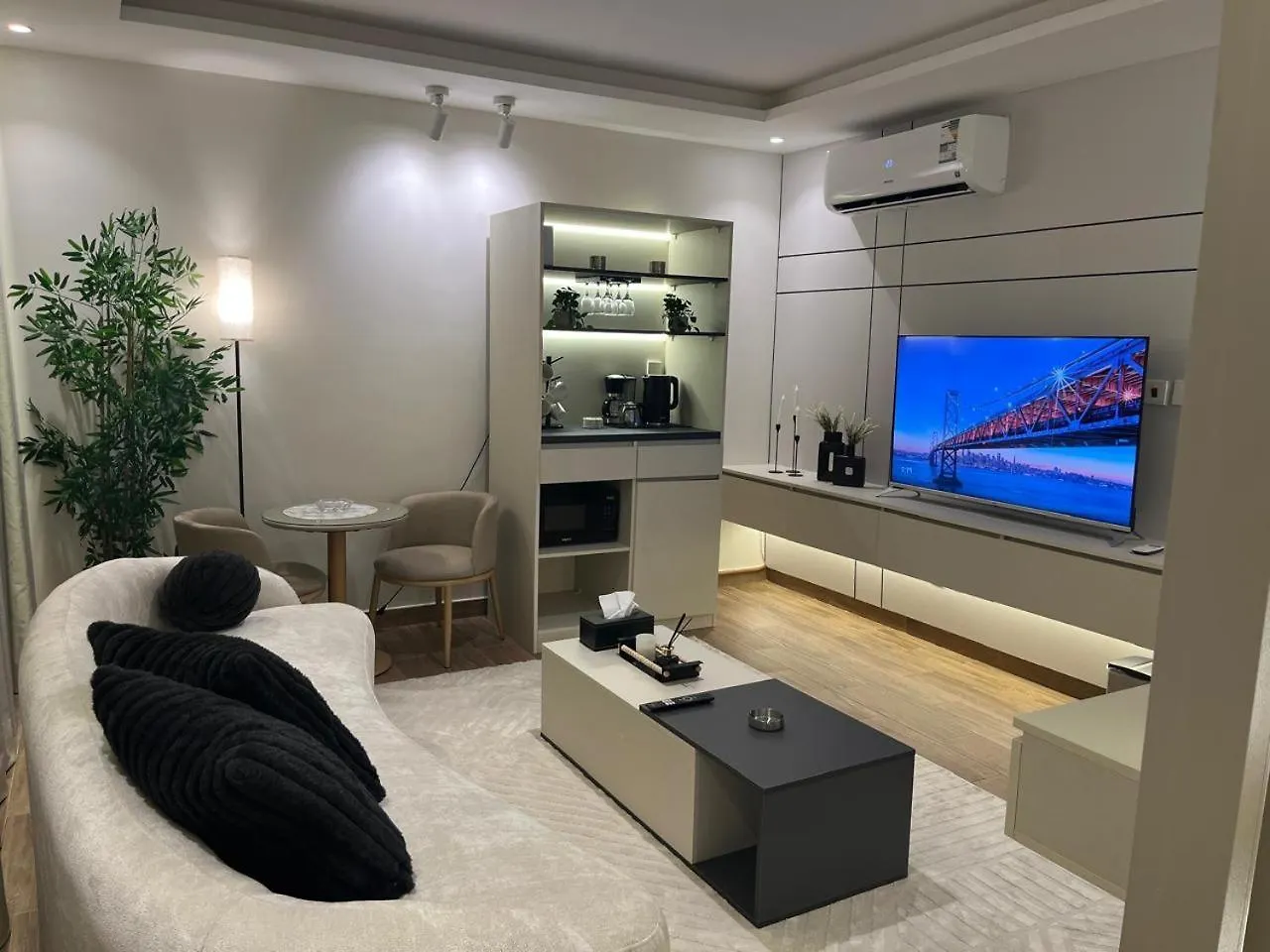 7Sky Studio Dschidda